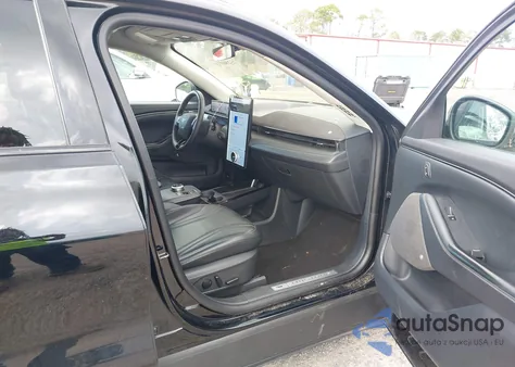 2023 Ford Mustang Mach-E Premium z USA, uszkodzony, nr VIN 3FMTK3SU9PMA98070